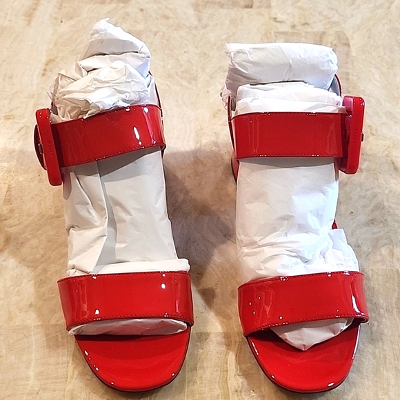 NIB Prada Red Patent Sandals EU 37 1/2 - Picture 1 of 13